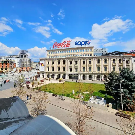 Mika Square Σκόπια